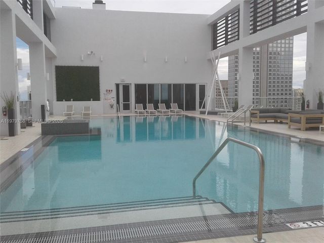 151 SE 1st St 906, Miami, FL 33131