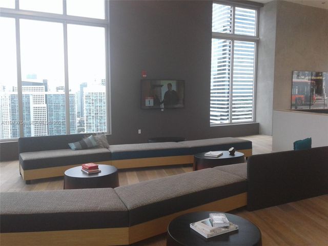 151 SE 1st St 906, Miami, FL 33131