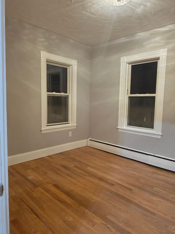 17 Warren St 1, Peabody, MA 01960