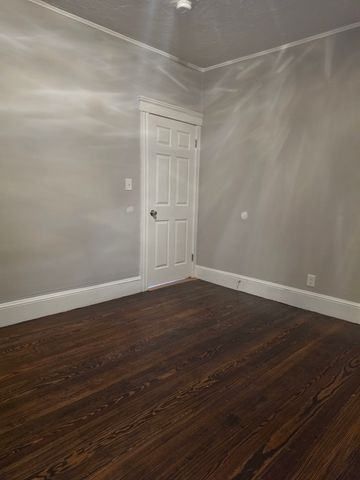 17 Warren St 1, Peabody, MA 01960