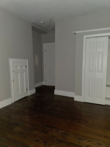 17 Warren St 1, Peabody, MA 01960