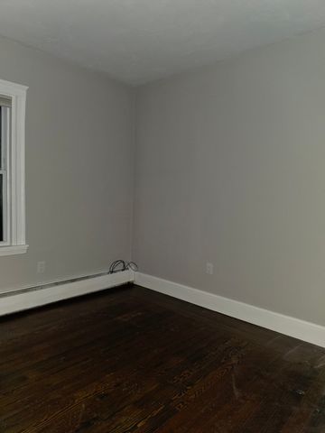 17 Warren St 1, Peabody, MA 01960