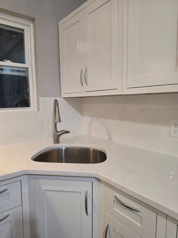 17 Warren St 1, Peabody, MA 01960