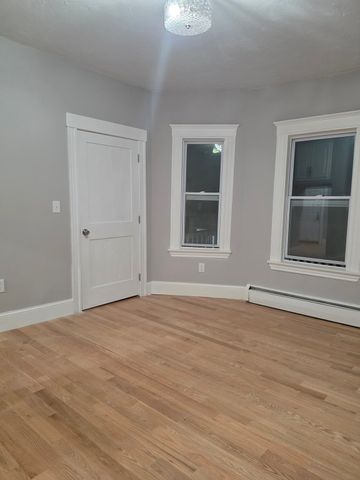 17 Warren St 1, Peabody, MA 01960
