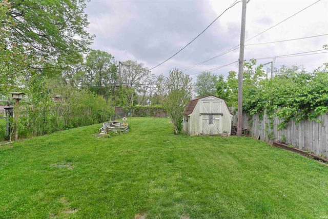 1232 E Lincoln Way, South Bend, IN 46601
