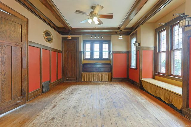 1232 E Lincoln Way, South Bend, IN 46601