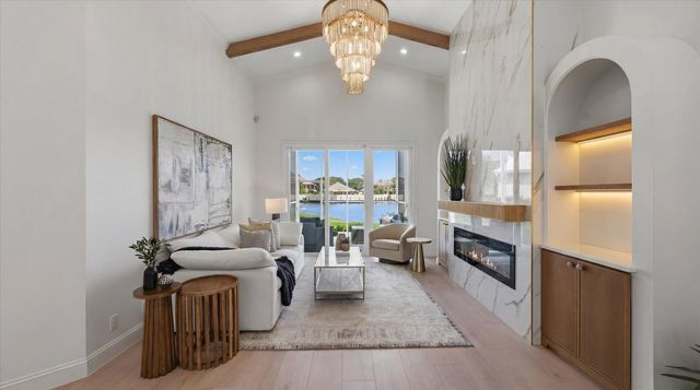 17104 Crossgate Drive, Jupiter, FL 33477