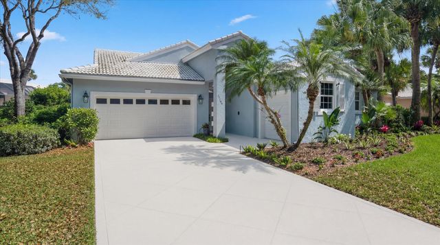 17104 Crossgate Drive, Jupiter, FL 33477
