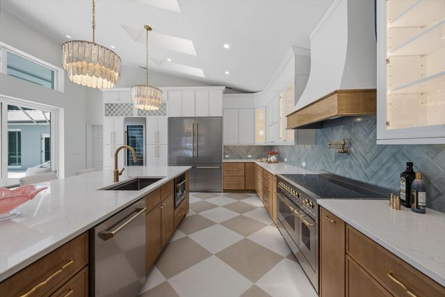 17104 Crossgate Drive, Jupiter, FL 33477