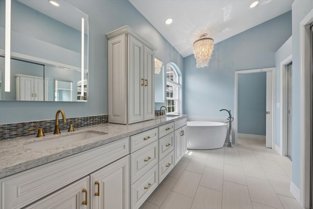 17104 Crossgate Drive, Jupiter, FL 33477