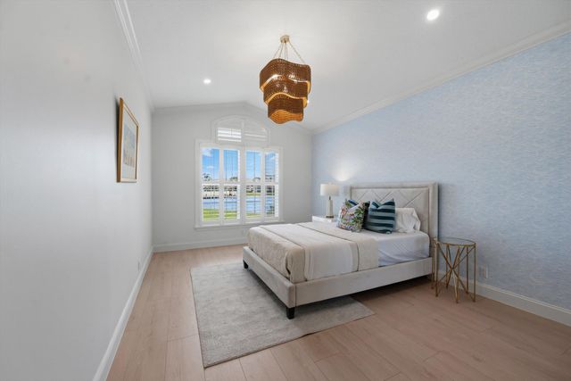 17104 Crossgate Drive, Jupiter, FL 33477