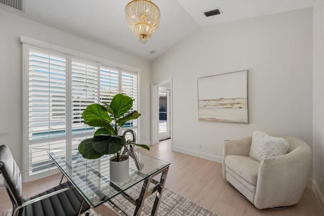 17104 Crossgate Drive, Jupiter, FL 33477