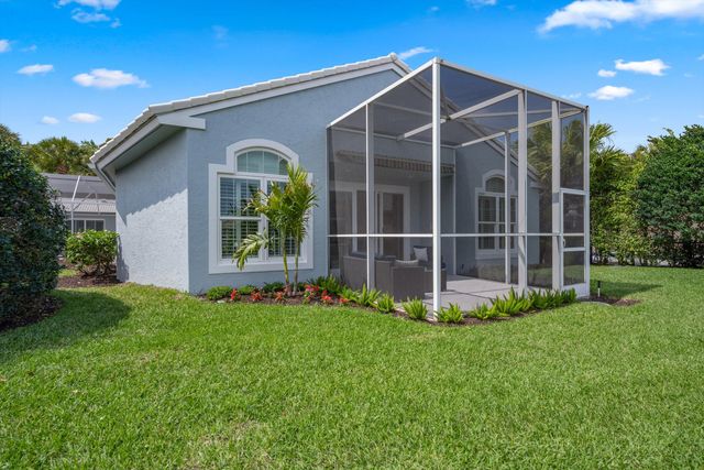 17104 Crossgate Drive, Jupiter, FL 33477