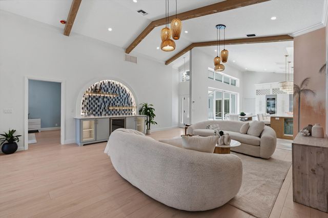 17104 Crossgate Drive, Jupiter, FL 33477