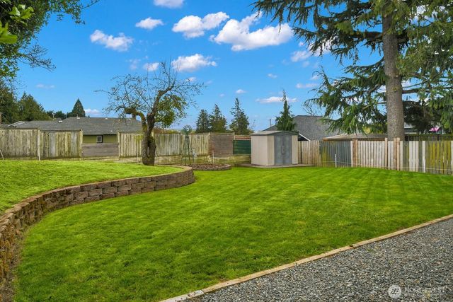 8240 Cedarhome Drive, Stanwood, WA 98292