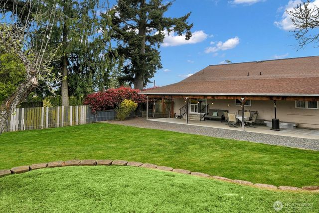 8240 Cedarhome Drive, Stanwood, WA 98292