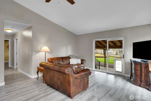8240 Cedarhome Drive, Stanwood, WA 98292