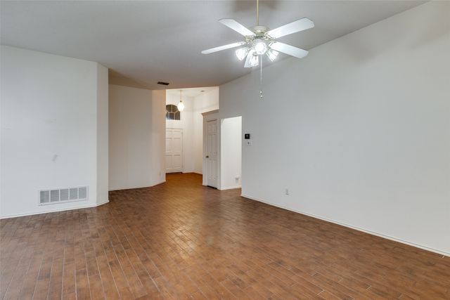 312 El Rio Drive, Mesquite, TX 75150