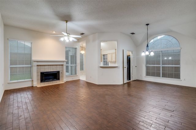 312 El Rio Drive, Mesquite, TX 75150