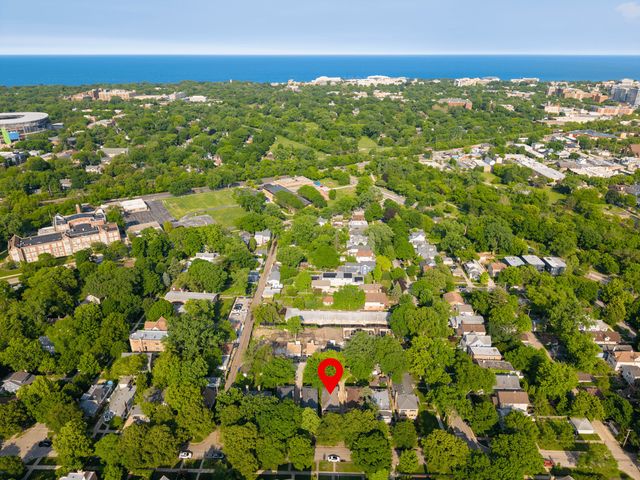 2311 Brown Avenue, Evanston, IL 60201
