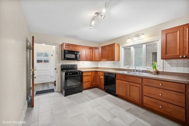 2311 Brown Avenue, Evanston, IL 60201