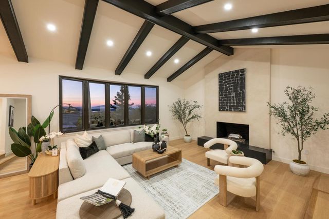 2612 Lincoln Avenue, Belmont, CA 94002