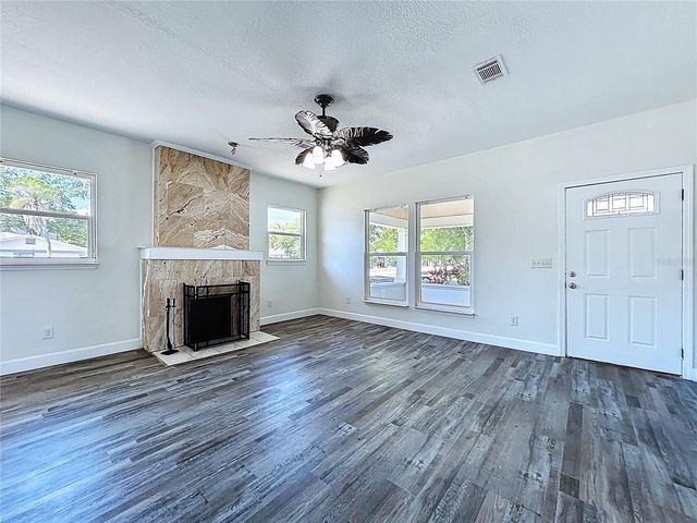 313 JEFFERSON AVENUE S, Oldsmar, FL 34677