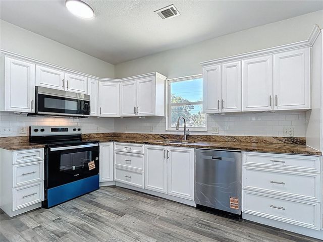 313 JEFFERSON AVENUE S, Oldsmar, FL 34677