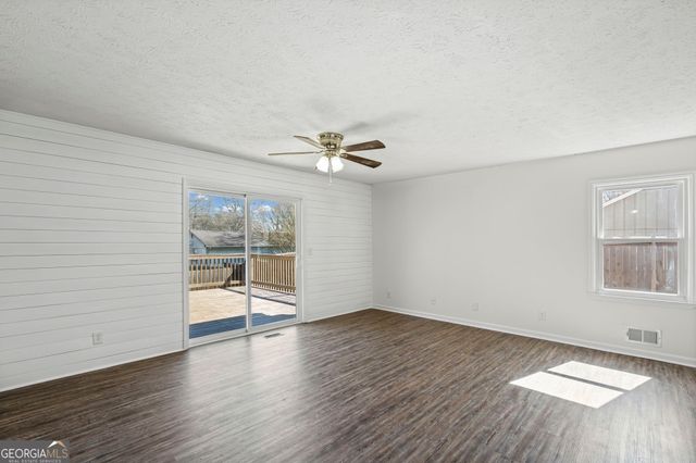 3125 Mangum Drive, Cumming, GA 30041