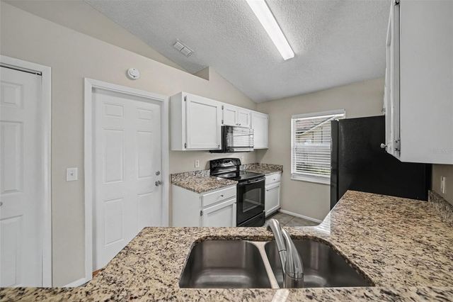 1533 CYPRESS WOODS CIRCLE, St Cloud, FL 34772