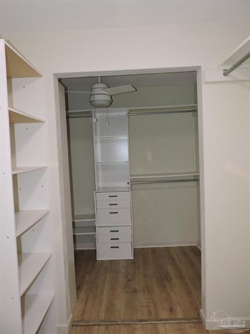 4407 Eastpointe Dr, Pensacola, FL 32514