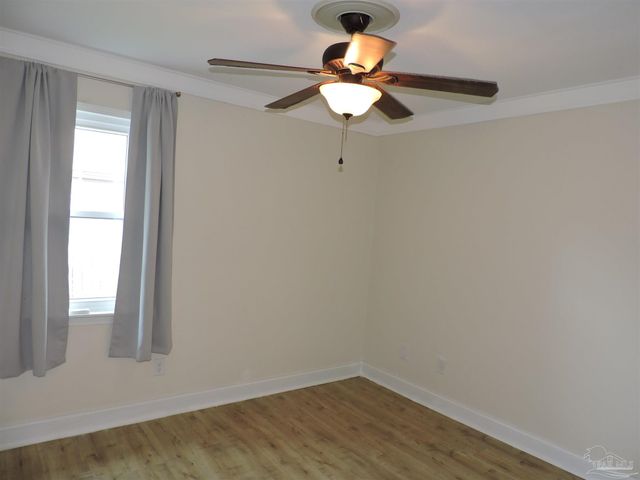 4407 Eastpointe Dr, Pensacola, FL 32514