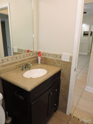 4407 Eastpointe Dr, Pensacola, FL 32514