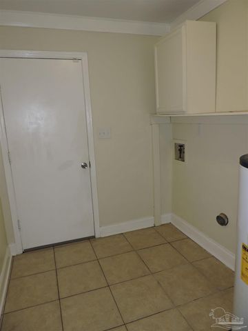 4407 Eastpointe Dr, Pensacola, FL 32514