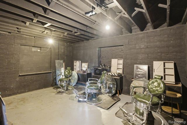 16666 James Couzens Freeway, Detroit, MI 48221