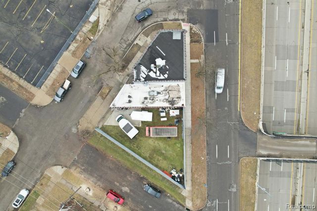 16666 James Couzens Freeway, Detroit, MI 48221