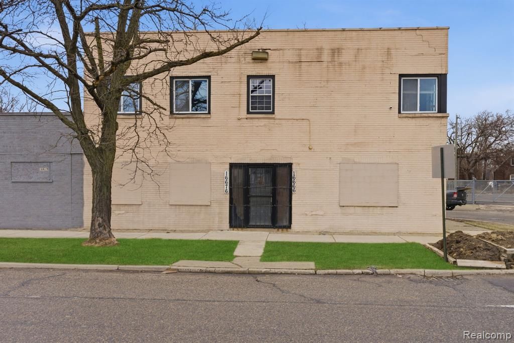 16666 James Couzens Freeway, Detroit, MI 48221