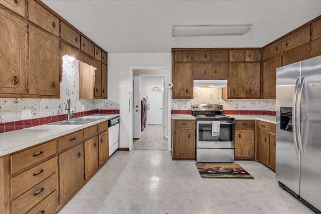 1325 Crow Drive, Waco, TX 76705