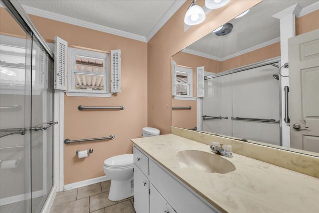 1325 Crow Drive, Waco, TX 76705