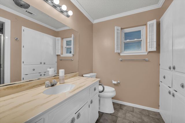 1325 Crow Drive, Waco, TX 76705