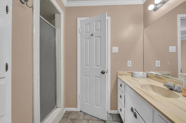 1325 Crow Drive, Waco, TX 76705