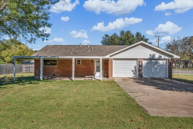1325 Crow Drive, Waco, TX 76705