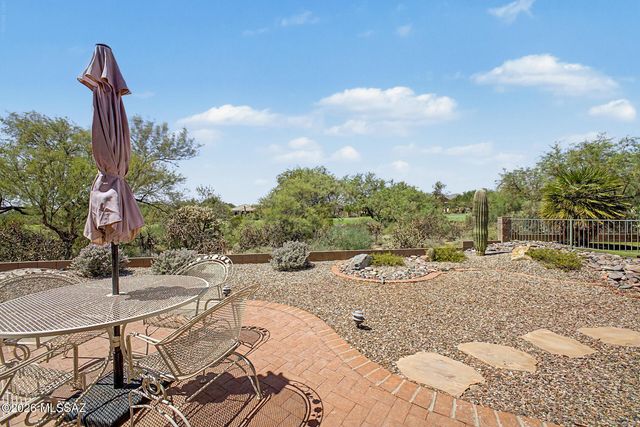 5114 W Desert Chicory Place, Marana, AZ 85658
