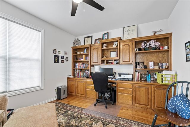 6 Luncarty Lane, Bella Vista, AR 72715