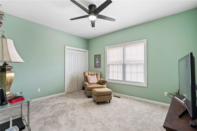 6 Luncarty Lane, Bella Vista, AR 72715