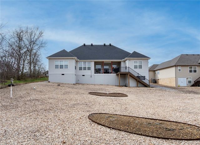 6 Luncarty Lane, Bella Vista, AR 72715