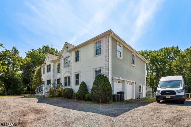 266 Fresh Ponds Rd, South Brunswick Twp., NJ 08831