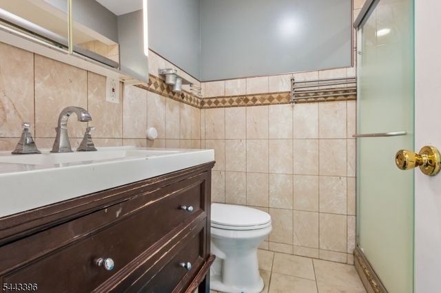 266 Fresh Ponds Rd, South Brunswick Twp., NJ 08831