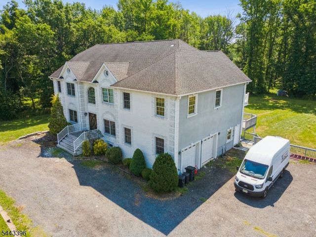 266 Fresh Ponds Rd, South Brunswick Twp., NJ 08831