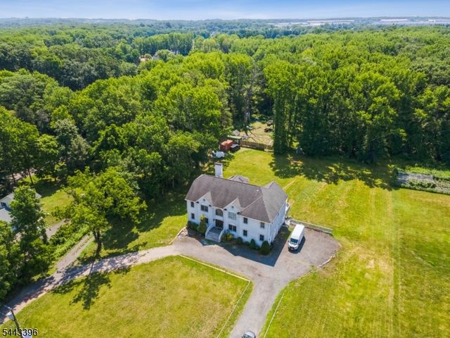 266 Fresh Ponds Rd, South Brunswick Twp., NJ 08831